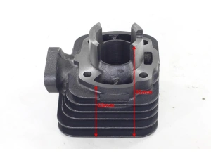 jaszmotor_webshop_hengerszett_2t,_50ccm,_39_mm_sym_jet__mask__red_devil__shark_(12_mm-es_csapszeg)_(leghuteses)_-_mr galéria