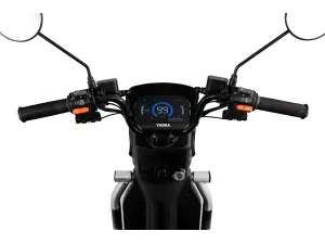 jaszmotor_webshop_yadea_gfx_elektromos_robogo_1200w,_48v,_24ah,_litium_(Új)_-_zold galéria