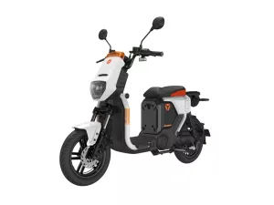 jaszmotor_webshop_yadea_gfx_elektromos_robogo_1200w,_48v,_24ah,_litium_(Új)_-_feher galéria