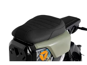 jaszmotor_webshop_yadea_gfx_elektromos_robogo_1200w,_48v,_24ah,_litium_(Új)_-_feher galéria