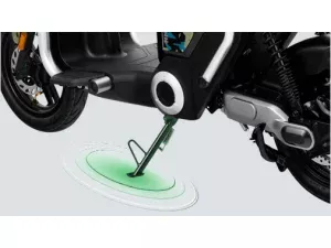 jaszmotor_webshop_yadea_gfx_elektromos_robogo_1200w,_48v,_24ah,_litium_(Új)_-_feher galéria