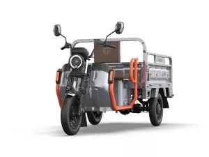 jaszmotor_webshop_yadea_et15h_elektromos_aruszallito_haromkereku_robogo_3000w,_72v,_58ah,_grafen_(Új)_-_szurke galéria