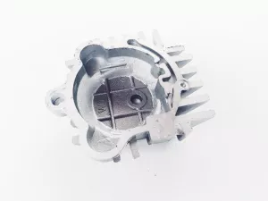 jaszmotor_webshop_szelep_fedel_robbanomotoros_kerekparhoz_(alulvezerelt) galéria