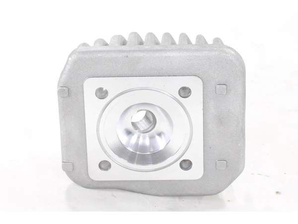 jaszmotor_webshop_hengerszett_+_hengerfej_peugeot_buxy_2t_70ccm,_47mm_(12mm-es_csapszeg)_(leghuteses) galéria