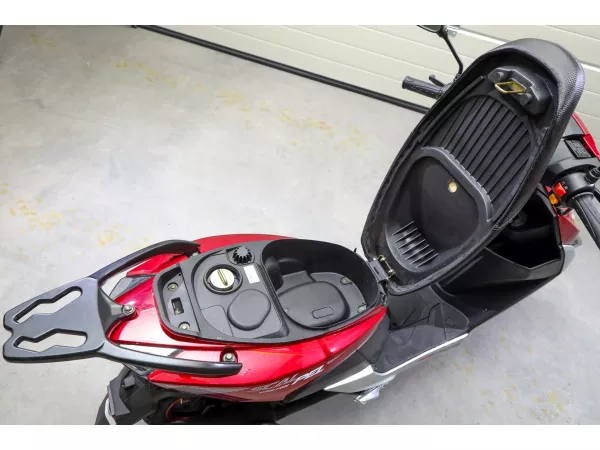 jaszmotor_webshop_barton_scalpel_50_4t_robogo_(Új)_-_piros galéria