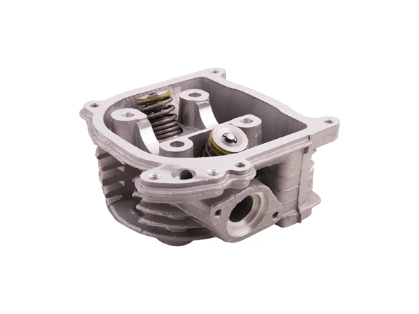 jaszmotor_webshop_hengerfej_4t_gy6_50ccm,_4_utemu_kinai_robogohoz_-_moretti galéria