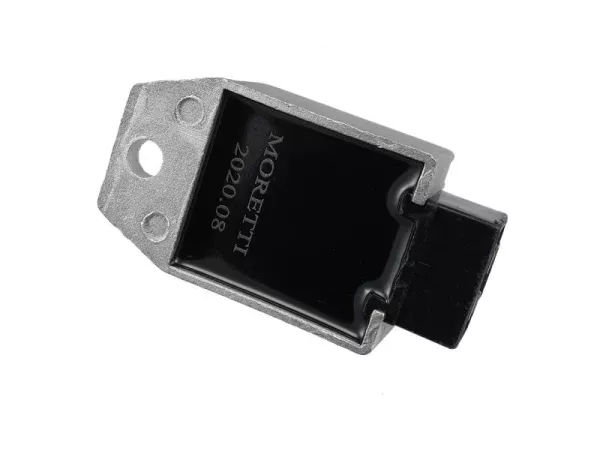 jaszmotor_webshop_feszultseg_szabalyzo_4t_gy6_50ccm,_4_utemu_kinai_robogo_es_z-tech_zt35_-_moretti galéria