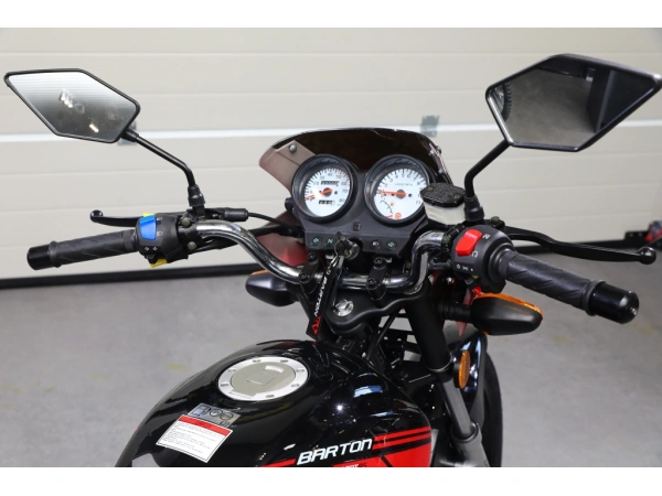 jaszmotor_webshop_barton_sprint_rs_50_4t_motorkerekpar_(Új)_-_fekete-piros galéria