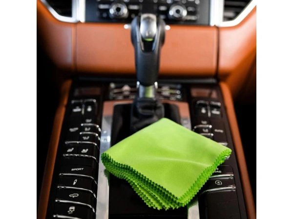 jaszmotor_webshop_5db_motoline_nano_plexi_towel_-_extra_finom_torlokendo_20x20cm galéria