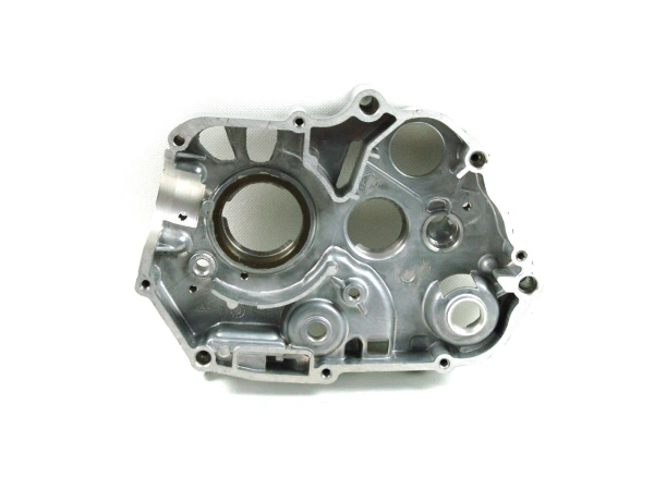 jaszmotor_webshop_blokkfel_(jobb_oldali)_barton_fighter_3_50ccm_-_moretti galéria