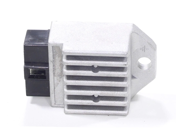 jaszmotor_webshop_feszultseg_szabalyzo_derbi_gpr___senda_-_mr galéria