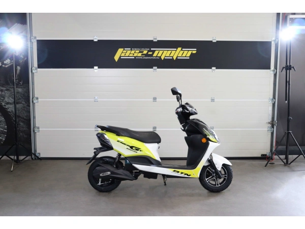 jaszmotor_webshop_barton_energy_2.0_elektromos_robogo_(Új)_-_feher-sarga galéria