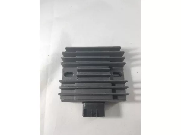 jaszmotor_webshop_feszultseg_szabalyzo_kawasaki_kvf_650__750_(2005-11)_-_21066-0030 galéria
