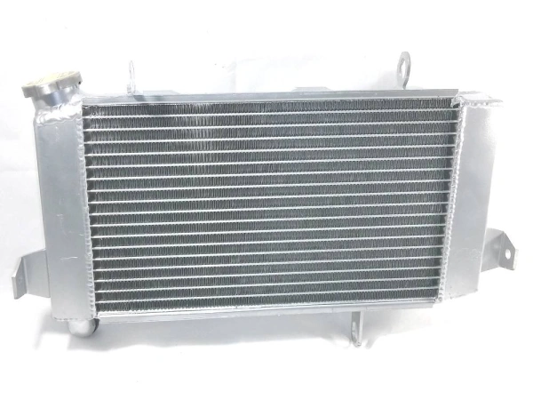 jaszmotor_webshop_vizhuto_suzuki_ltz_400_(2009-13)_-_17710-33h00 galéria