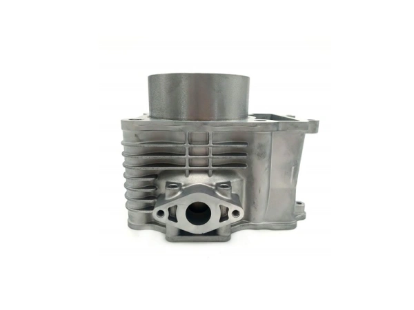 jaszmotor_webshop_henger_cfmoto_600__x6_-_0600-023100 galéria