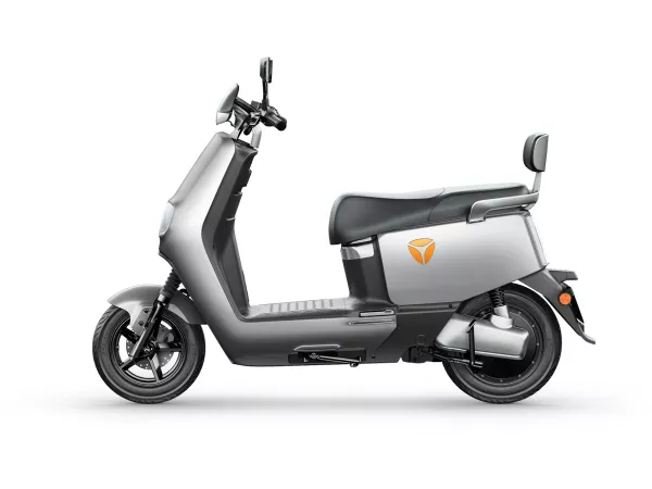 jaszmotor_webshop_z-tech_zt-33b_e8_elektromos_robogo_(3000w,_72v,_38ah,_grafen_+_gyorstolto) galéria