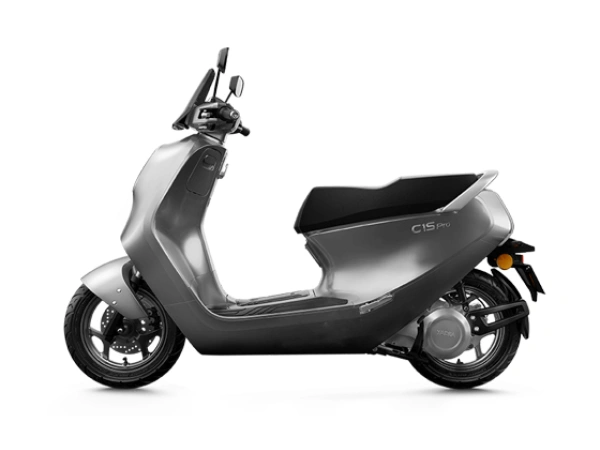 jaszmotor_webshop_z-tech_zt-40_elektromos_robogo_(6000w,_72v,_20ah_x2,_li-ion) galéria