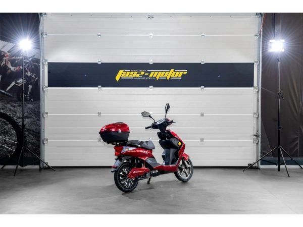 jaszmotor_webshop_z-tech_zt-27-c_warrior_elektromos_robogo_(900w,_48v,_20ah,_Ólomsavas) galéria