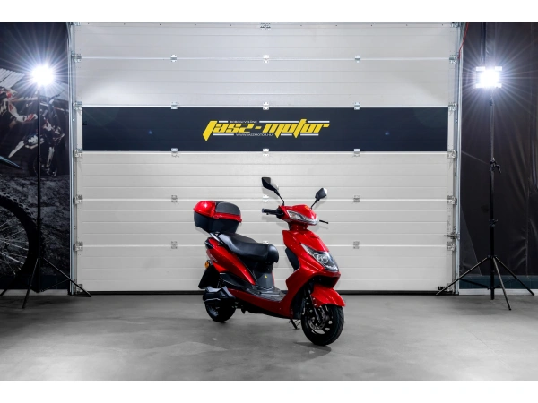 jaszmotor_webshop_z-tech_zt-36a_(luna)_warrior_4.0_elektromos_robogo_(1800w,_60v,_20ah,_Ólomsavas) galéria