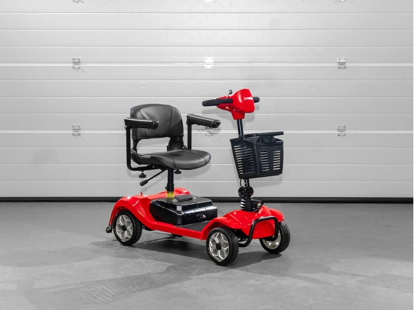 jaszmotor_webshop_z-tech_zt-65_mozgas_segito_elektromos_kiskocsi_(250w,_24v,_12ah,_Ólomsavas) galéria