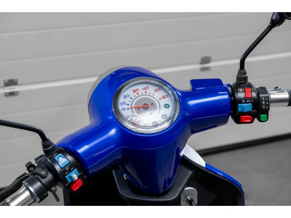 jaszmotor_webshop_z-tech_zt-15-d_4.0_trilux_elektromos_robogo_(900w,_48v,_20ah,_grafen) galéria