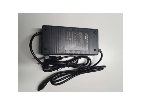 jaszmotor_webshop_akkumulator_tolto_(litium)_36v_(kerek_tipus,_zt-34-36-38) galéria