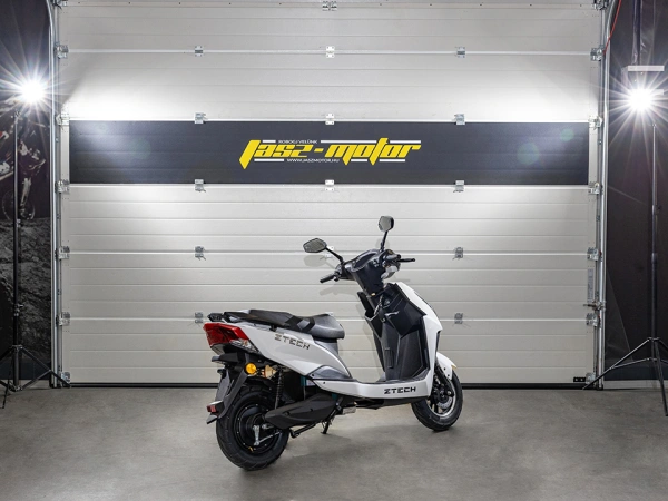 jaszmotor_webshop_z-tech_zt-52b_elektromos_robogo_(1870w,_60v,_23ah,_grafen) galéria