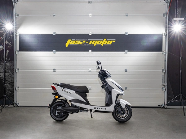 jaszmotor_webshop_z-tech_zt-52b_elektromos_robogo_(1870w,_60v,_23ah,_grafen) galéria