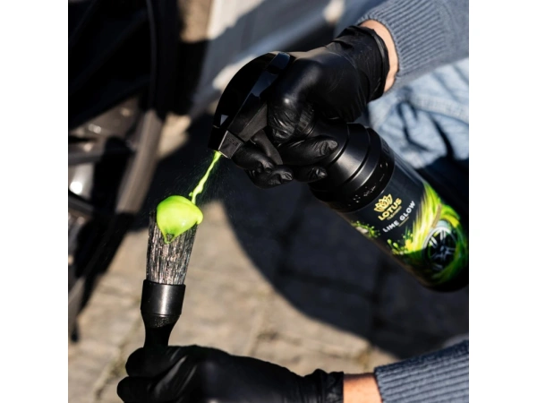 jaszmotor_webshop_lotus_lime_glow_-_felni-_es_gumiabroncs_tisztito_(600ml) galéria