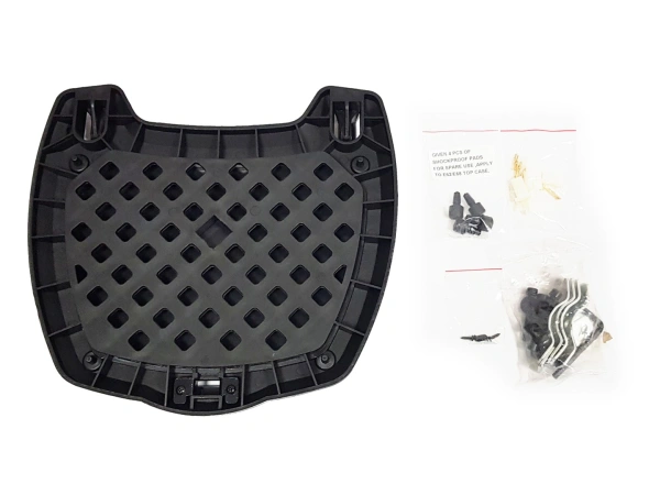 jaszmotor_webshop_univerzalis,_motorra_szerelheto_hatso_doboz_feklampaval_(fekete,_48l)_-_mr galéria