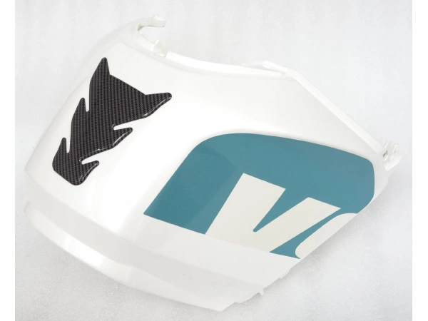 jaszmotor_webshop_benzintank_hatso_burkolat_voge_125r_(kek) galéria