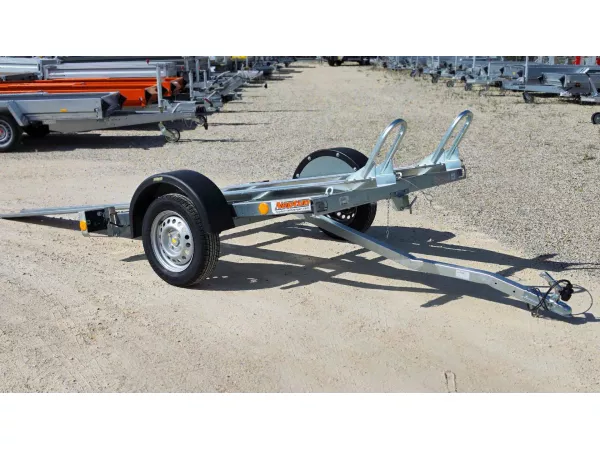 jaszmotor_webshop_neptun_moto_2_motorszallito_utanfuto_205x133_cm,_750kg galéria