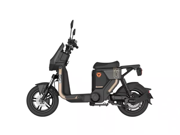 jaszmotor_webshop_yadea_gfx_elektromos_robogo_1200w,_48v,_24ah,_litium_(Új)_-_fekete galéria