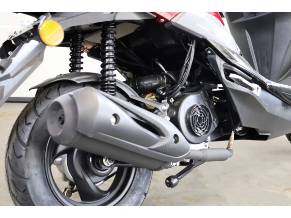 jaszmotor_webshop_barton_b-max_125_4t_robogo_(Új)_-_grafit-barna galéria