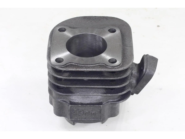 jaszmotor_webshop_hengerszett_yamaha___3kj__aprilia__malaguti_2t_50ccm,_40mm_(10mm-es_csapszeg)_(leghuteses)_-_mr galéria