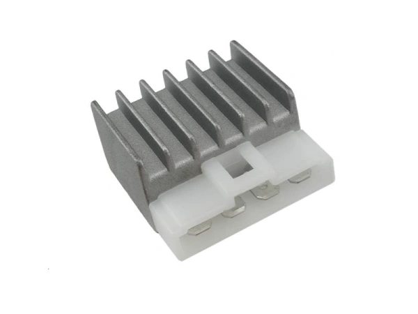 jaszmotor_webshop_feszultseg_szabalyzo_yamaha__minarelli__aprilia__suzuki_-_moretti galéria