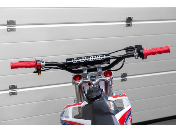 jaszmotor_webshop_highper_db608_125_dirt_bike_cross_motor_17"-14"_kerekekkel_(Új)_-_feher-kek-piros galéria