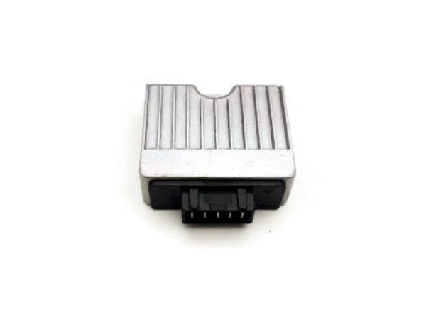 jaszmotor_webshop_feszultseg_szabalyzo_scarabeo_4t___piaggio_fly_zip_vespa_liberty_4t_-_inparts galéria