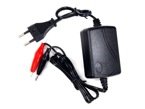 jaszmotor_webshop_tolto_12v1ah_-_mr galéria