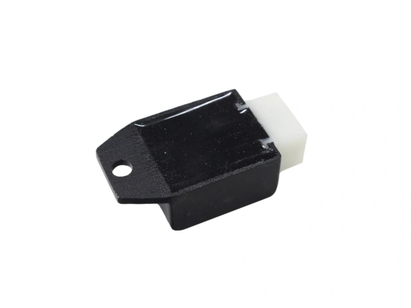 jaszmotor_webshop_feszultseg_szabalyzo_4t,_gy6_50ccm_kinai_robogohoz galéria