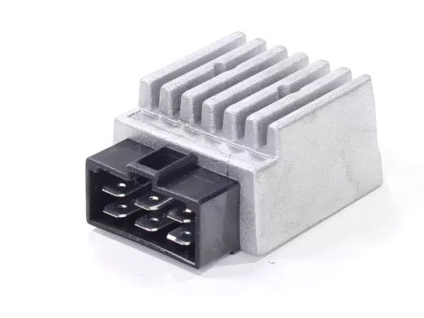 jaszmotor_webshop_feszultseg_szabalyzo_derbi_gpr___senda_-_mr galéria