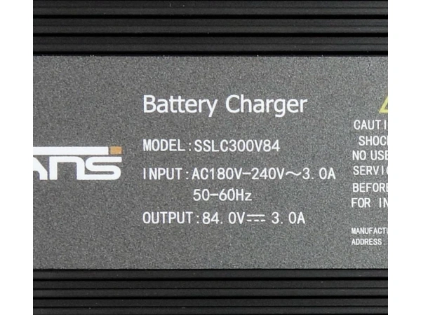 jaszmotor_webshop_akkumulator_tolto_barton_e-max_one_-_moretti galéria