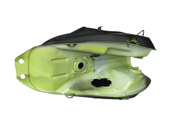 jaszmotor_webshop_benzintank_barton_fr_2_(zold)_-_moretti galéria