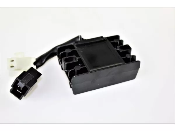 jaszmotor_webshop_feszultseg_szabalyzo_suzuki_gn125_(5_vezetekes)_-_power_force galéria