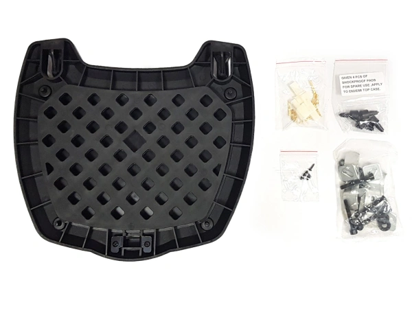 jaszmotor_webshop_univerzalis,_motorra_szerelheto_hatso_doboz_feklampaval_(fekete_-_ezust) galéria