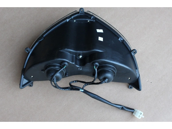 jaszmotor_webshop_elso_lampa_benzer_dakota_-_mr galéria