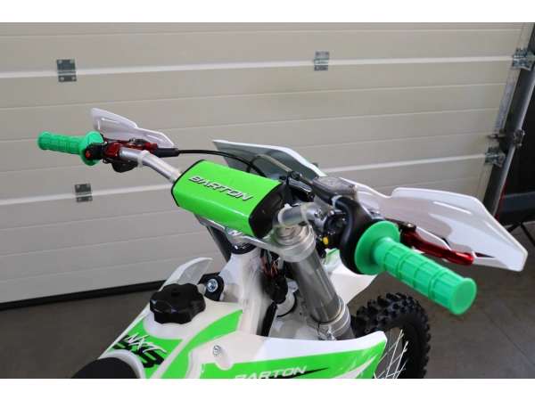 jaszmotor_webshop_barton_nxt_300_dirt_bike_cross_motor_21"-18"_kerekekkel_(Új)_-_feher-zold galéria