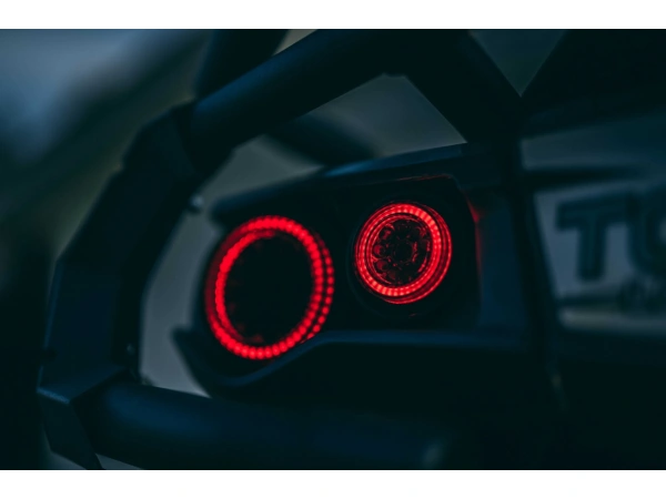 jaszmotor_webshop_hatso_lampa_can-am_renegade_-_rjwc_1640 galéria