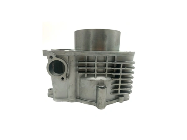 jaszmotor_webshop_henger_cfmoto_600__x6_-_0600-023100 galéria