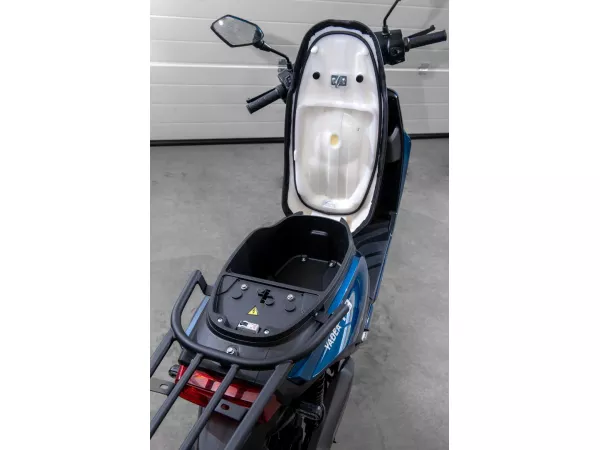 jaszmotor_webshop_z-tech_zt-38_t9_elektromos_robogo_(2600w,_72v,_23ah,_grafen) galéria